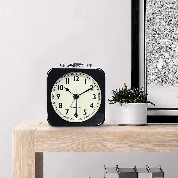 8,5 cm Analog Väckarklocka Svart Kvadrat Tyst Liten Metall Reseväckarklockor För Barns Säng