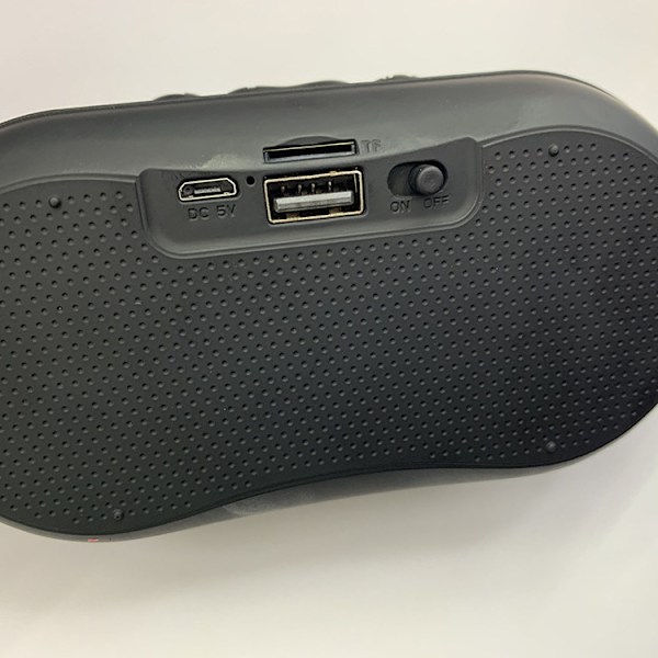S29 Trådlös Bluetooth-högtalare Bärbar utomhussubwoofer kort FM-radio kreativ present liten högtalare, svart