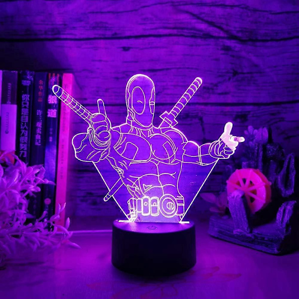 SBSG Deadpool 3D Natlampe Marvel Cool Hero Multifarvet Sort Base 7 Farver USB Touch & Fjernbetjening Bordlampe