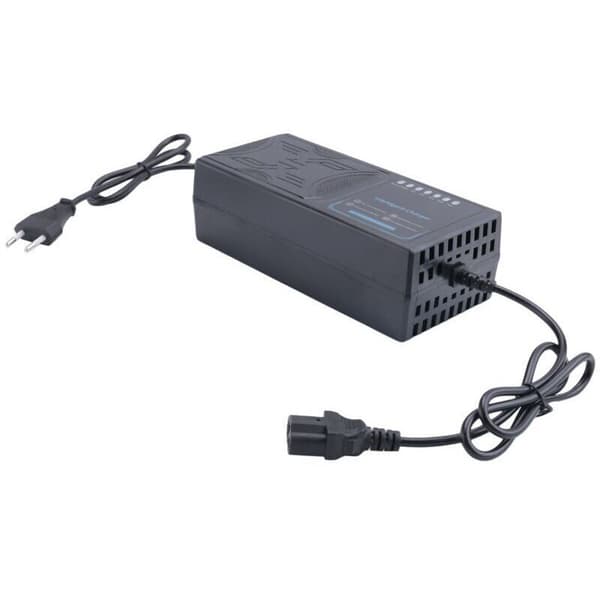 72V 20Ah oplader til elbiler. 7-LED display. Fejlstrømsbeskyttelse. EU-stik med fuld pulsfunktion.