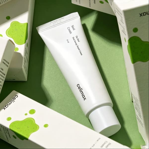 Mild eksfolierende leirmaske, mild dyprengjørende ansiktsmaske