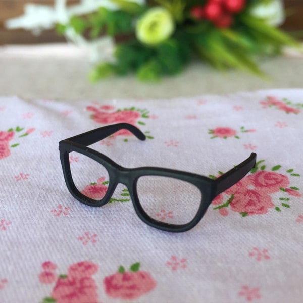 2x 1/6 søte dukkebriller Abs plastbriller motegave linseløse barn