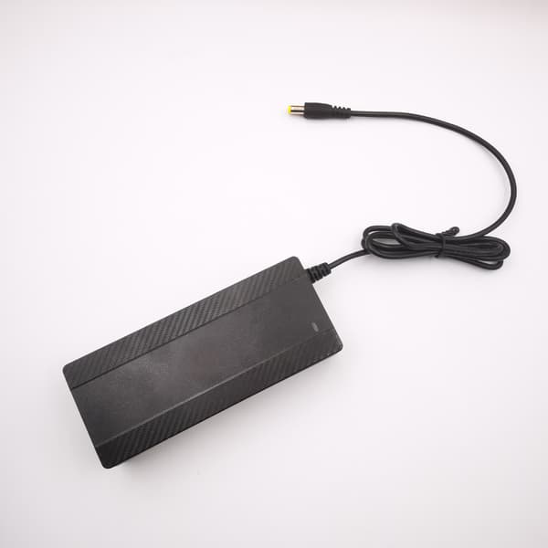 EU US Standard 3C-sertifisert strømadapter Energilagring Batterilader 24V5A / 12.6V10A / 12V10A Multifunksjonell strømforsyningslader