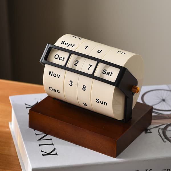 Spin Desk Evighedskalender, Premium Roterbar Borddekoration til Kontor og Hjem