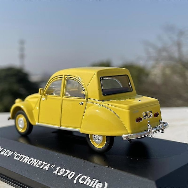 1:43 Skala Citroen 2cv Klassisk Bilmodell Legering Diecast Leksaksbil Lämplig för Vuxna Barn Fans Gåvor Samling Souvenirer Display