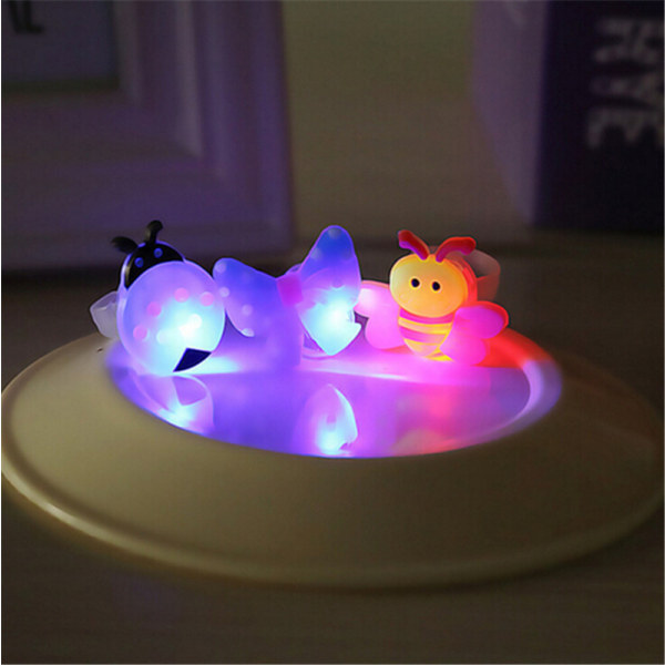 10 st/lot e Kids Child LED Light Up Blinkande fingerringar lyser 20 pcs