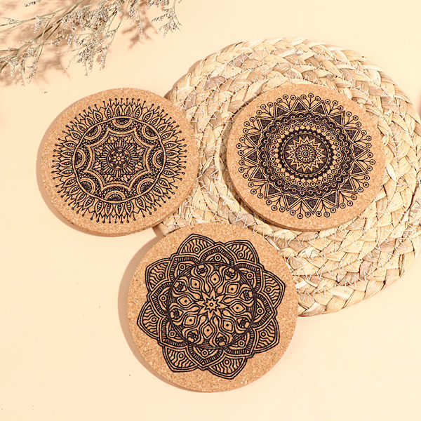 12 kpl Mandala Design pyöreän muotoiset puiset lasinaluset, joissa on teline