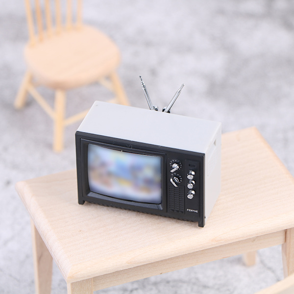 DollHouse Miniatyyrikoristeet Mini retro-TV-lelukoristeet A