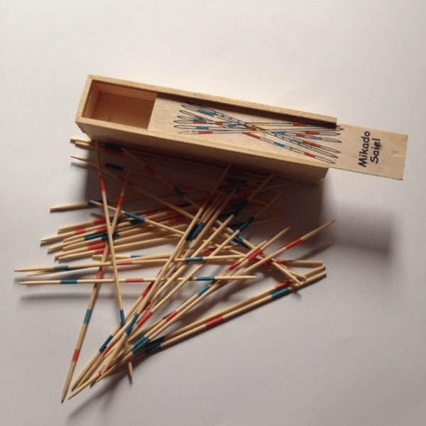 1 Set Traditionella Mikado Spiel Pick Up Sticks Med Box Multipla