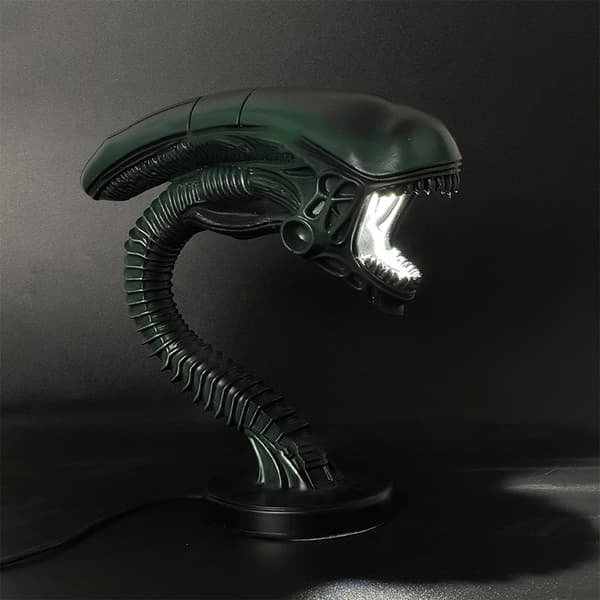 Unik Alien Skabning Lampestand B