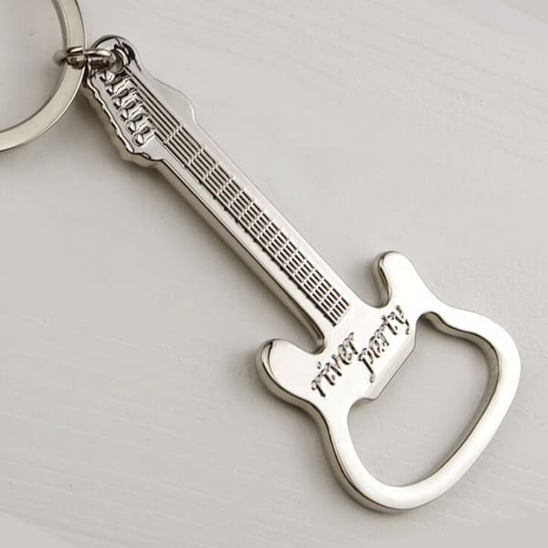1 X Gitarr Flasköppnare Ring Nyckelring Kedja Metal Bar Vinöl