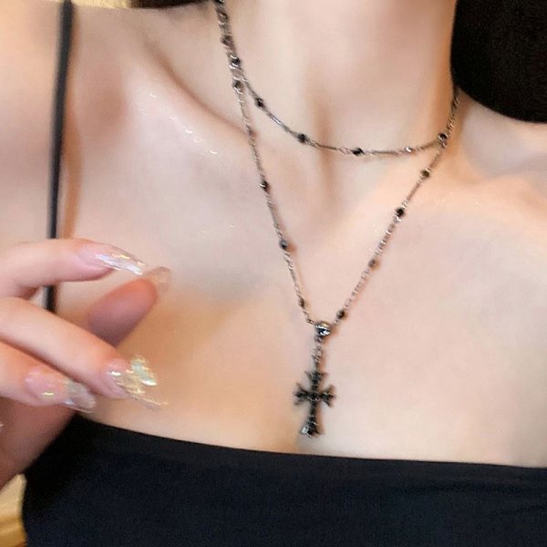 Søte Kule kvinner Cross Halskjeder Hot Punk Black Zircon Bead Lon onesize