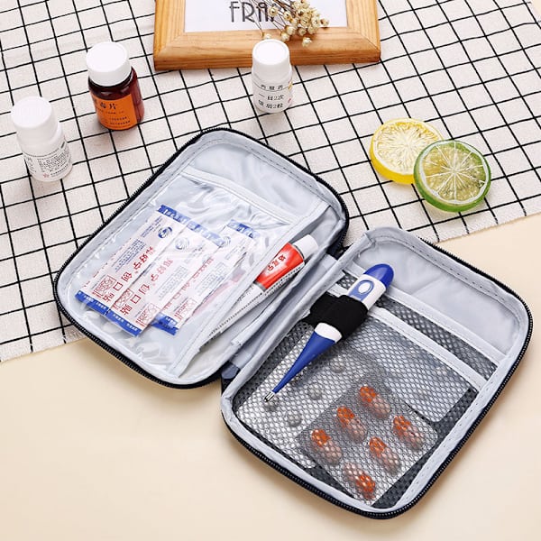 e Mini Portable Medicine Bag First Aid Kit First Aid Kit Stora red S