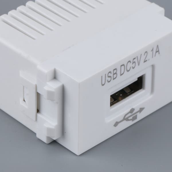 USB Power Module 220V 5V Transformator 2.1A USB-ladekontakt S White