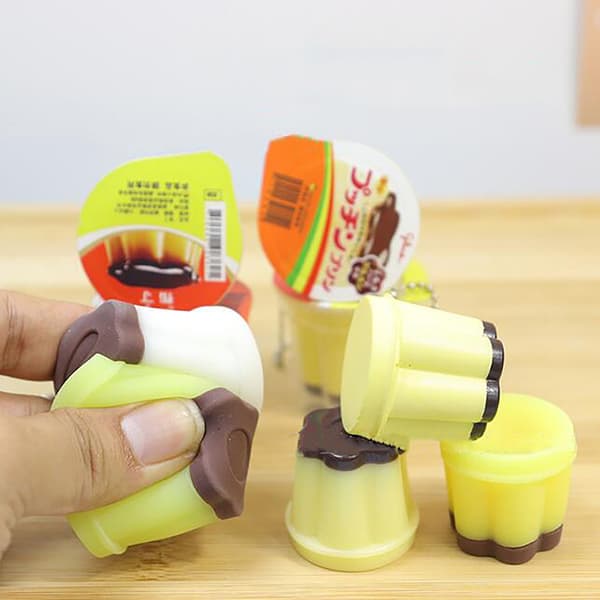Novelty Pudding Pendant Play Reduce Pressure Keychain Stress R A