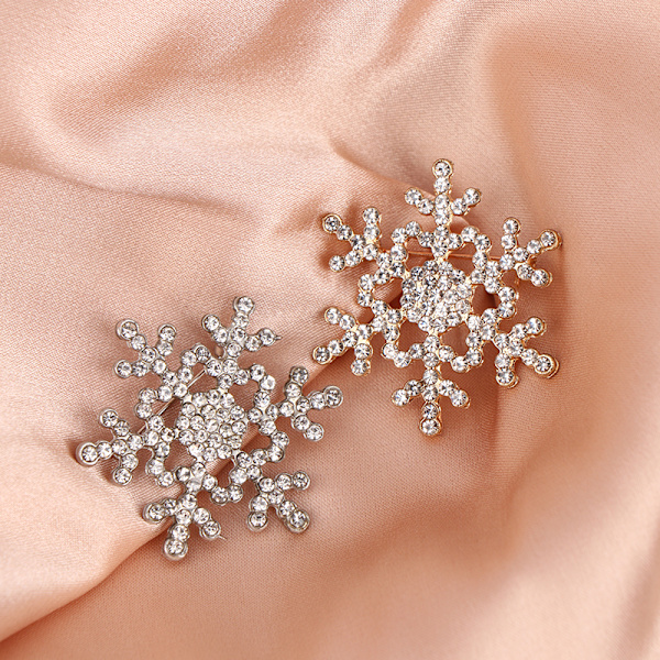 Rhinestone inläggningar snöflinga formad brosch legering brosch smycken sliver
