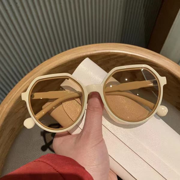 n Style Vintage Geometry Shape Frame Aurinkosuojalasit UV Protec Black