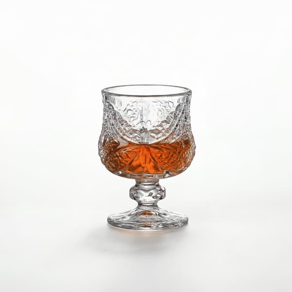 Graverade små vinglas för whisky, sake, vodka och te 12pcs Butterfly