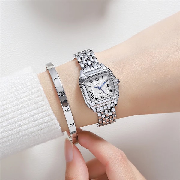 Damklocka Kvadratisk Guldlegering Armband 2023 Lyx Dam Quartz Armbandsur Kvaliteter Kvinnlig Klocka i Romersk Skala Gold