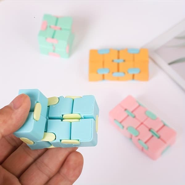 22 kpl Mini Flip Cube -palapeli – ääretön silmukka Fidget-FX-
