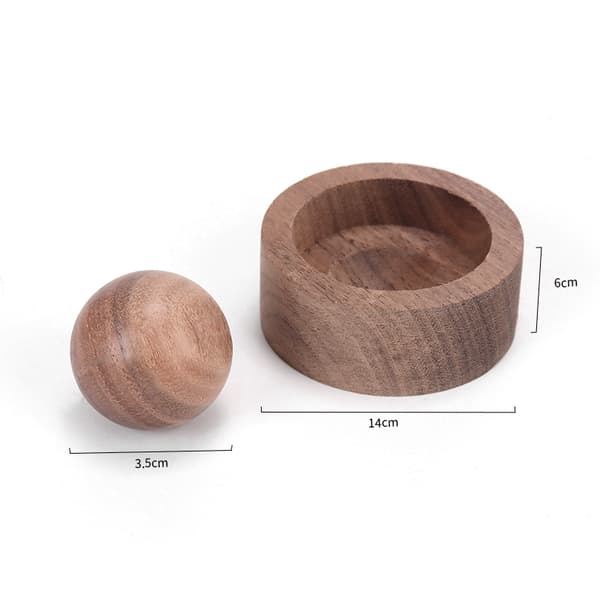 Aromaterapi trädiffusorbollar, 2-pack, bärbara och återanvändbara, lämpliga för eteriska oljor, för hem- och kontorsbruk.