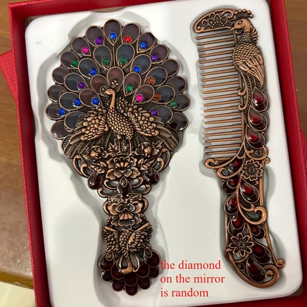 Vintage messinkinen käsipeili ja kampasetti eläinteemalla Butterfly Bronz