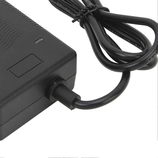29.4V 1.5A Elcykel Scooter Oplader med DC 5.5x2.1mm Stik-FX-