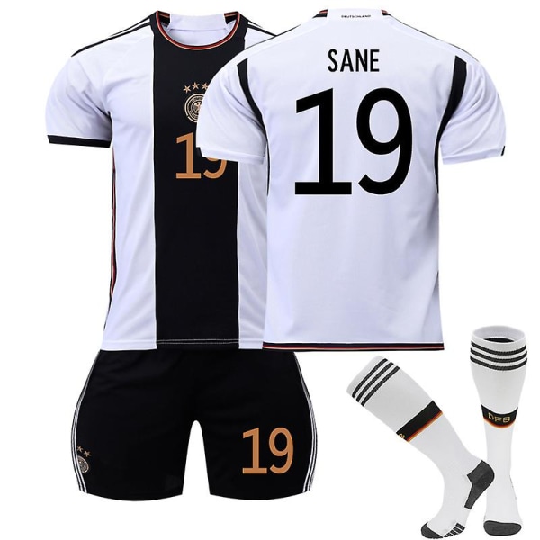 Saksa 2022–2023 World Cup vieraspaita Sane #19 Jalkapallo Jersey T-paita Shortsit Sarjat Jalkapallo 3-osaiset setit lapsille aikuisille Kids 26(140-150cm)