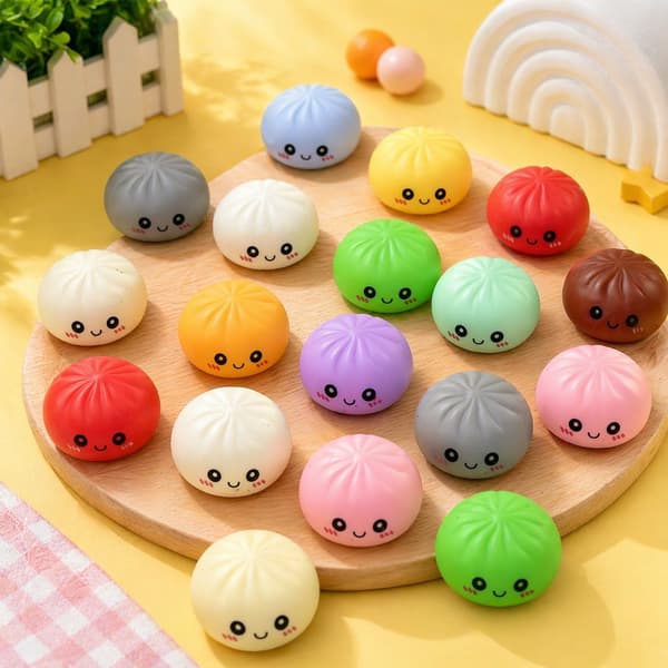 24-dagers julekalender Squishy Blind Box Nedtelling Stressavlastende Leketøy for Barn Gutter Jenter Style 4