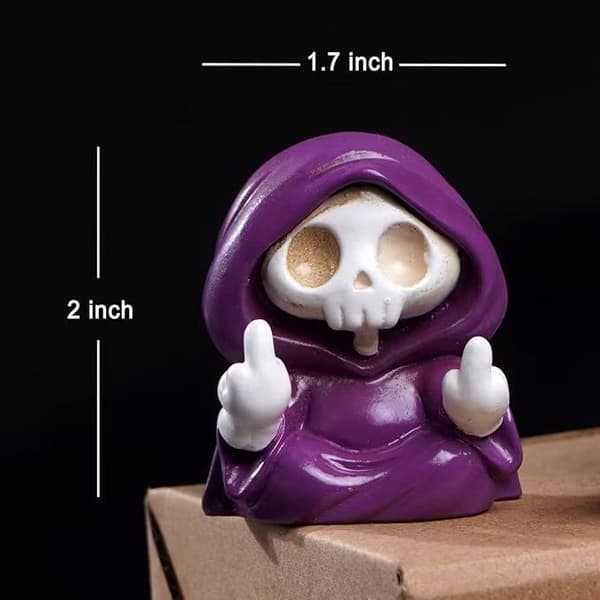 Middle Finger Ghost Skeleton Resin Figurine Halloween Decor Cute Spooky Desk Ornament Funny Gift