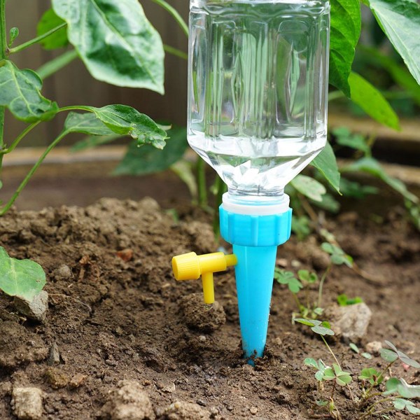 Självvattnande spikar Plant Garden Automatisk vattenflaska dropp Ir A 1pcs 24pcs