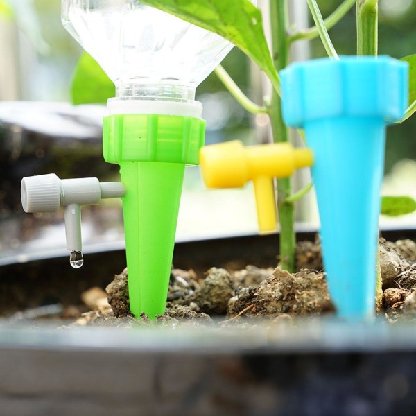 Självvattnande spikar Plant Garden Automatisk vattenflaska dropp Ir A 1pcs 12pcs