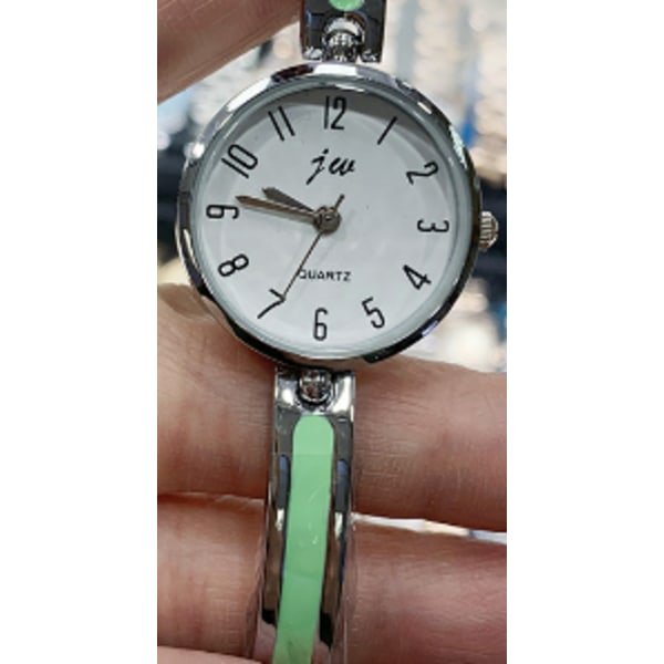 Enkel digital JW watch, moderiktig watch, kvinnlig watch silver shell green belt