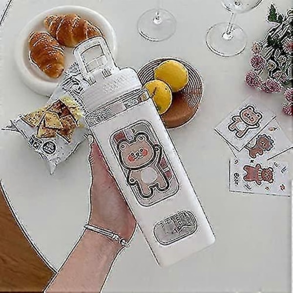 700 ml:n vesipullo pillillä, söpö urheilujuomapullo tarralla, kawaii-juomapullo