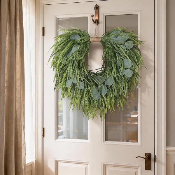 55 cm kunstig julekrans i hjerteform, eukalyptus og græs, hængende krans til hoveddør, væg, vindue og veranda, rustik udendørs