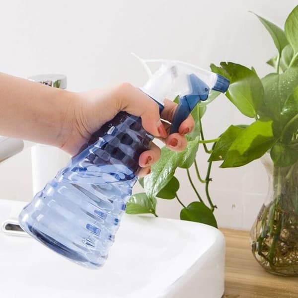 Tomma sprayflaskor 500 ml, lätt plast, 2-pack påfyllningsbara genomskinliga flaskor för hårvård/växter/rengöring, Fei Yu