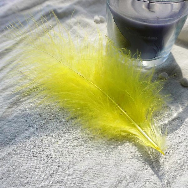50 kpl Pörröisiä kalkkunan marabu-höyheniä 10-15 cm, kalkkunan höyhenkoristeet koruihin, vaatteisiin, hääsulkiin, tee-se-itse-askarteluihin Yellow Cashmere