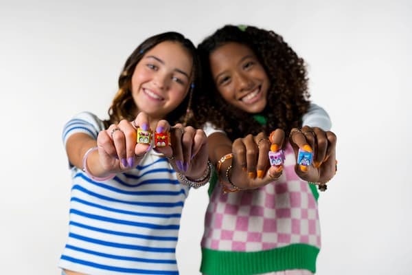 Goliath CLICKEEZ Multipack Serie 5 – Søde nøglering klemmelegetøj, sensorisk ASMR stresslindring, 30+ tilfældige sæt – 5 stk.