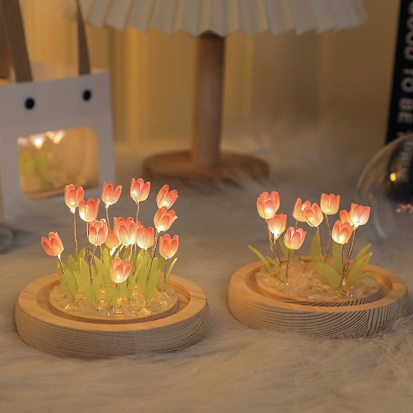 Kreativ Håndlaget LED Tulip Nattlys Skrivebordsdekorasjon Ornamenter Ambient Lys DIY Tulip Nattlys Dekorlys Purple