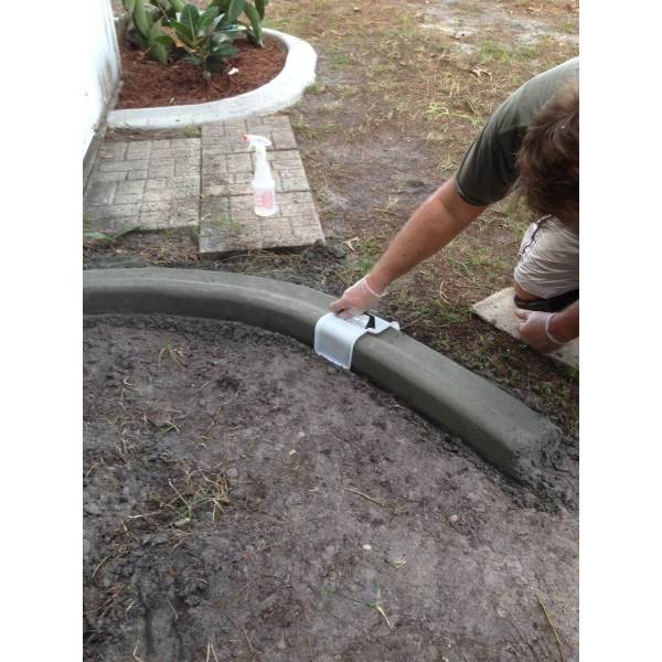 Tilpasset kantsten af beton til landskabsdesign DIY Den originale Curb It Yourself