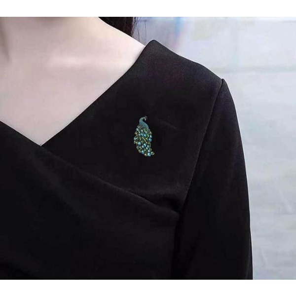 Rhinestone Peacock Broscher Kristall Big Bird Lapel Pin Dam Djur Corsage Brosch Badge Pin Scarf Kostym Klänning Dekoration Smycken Present