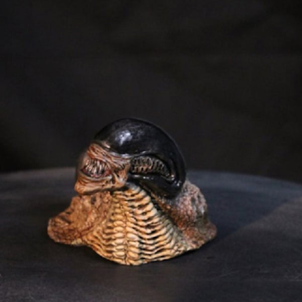Aliens Snigel Staty Figur Statyer Modell Docka Födelsedagspresenter Re