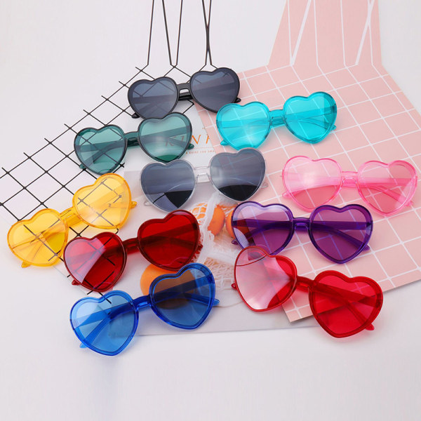 Färgglada belagda Kärlekssolglasögon Sommarfestdekoration Kvinnor E A11