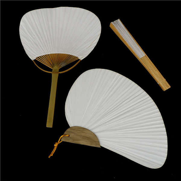 1 st Vit Vit Elegant Papper Hand Fan Bröllopsfest Favors C