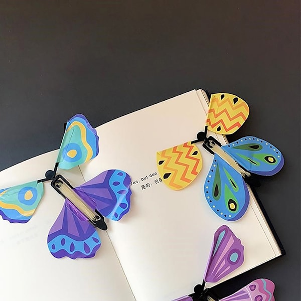 5 st Magic Clockwork Flying Butterfly gummiband Driven Magic A
