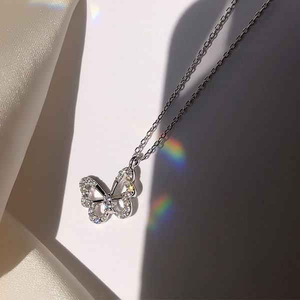 Mode Silver Färg Hollow Butterfly Halsband för kvinnor Zirkon