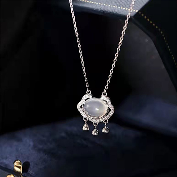 Ny stil Xiangyun Longevity Lock Hänge Halsband Nyckelben Ch