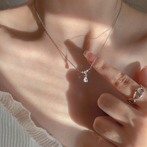 Mode Rhinestone hängsmycke Halsband Nyckelbenskedja Trendiga Enkel
