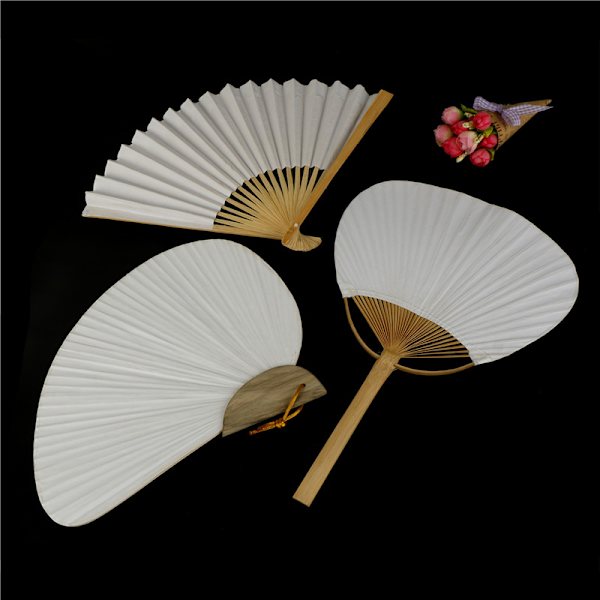 1 st Vit Vit Elegant Papper Hand Fan Bröllopsfest Favors C