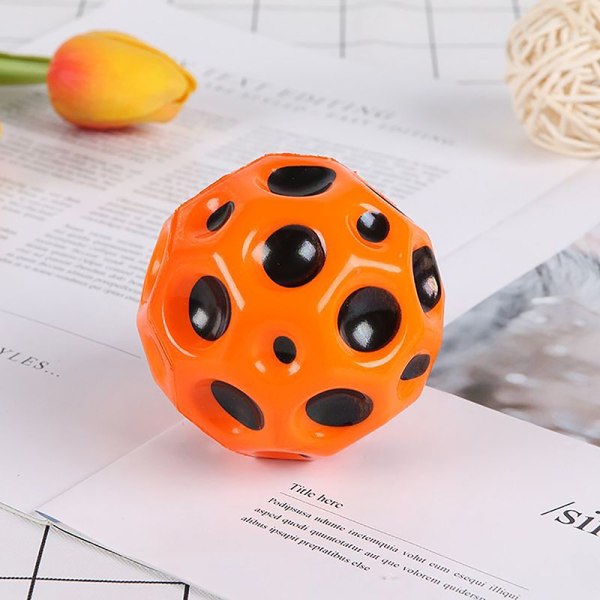 Användbar Hål Galaxy Soft Bouncy Ball Anti-fall Moon Form Porös Orange